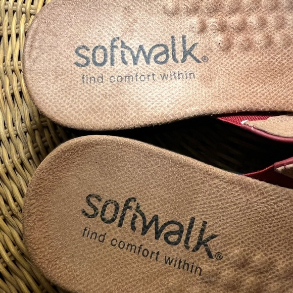 Soft walk wedge sandals 9M - Picture 3 of 5